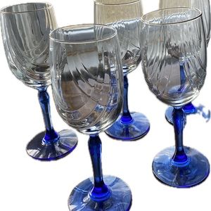 Cobalt Blue Drinkware Set with Elegant Design
